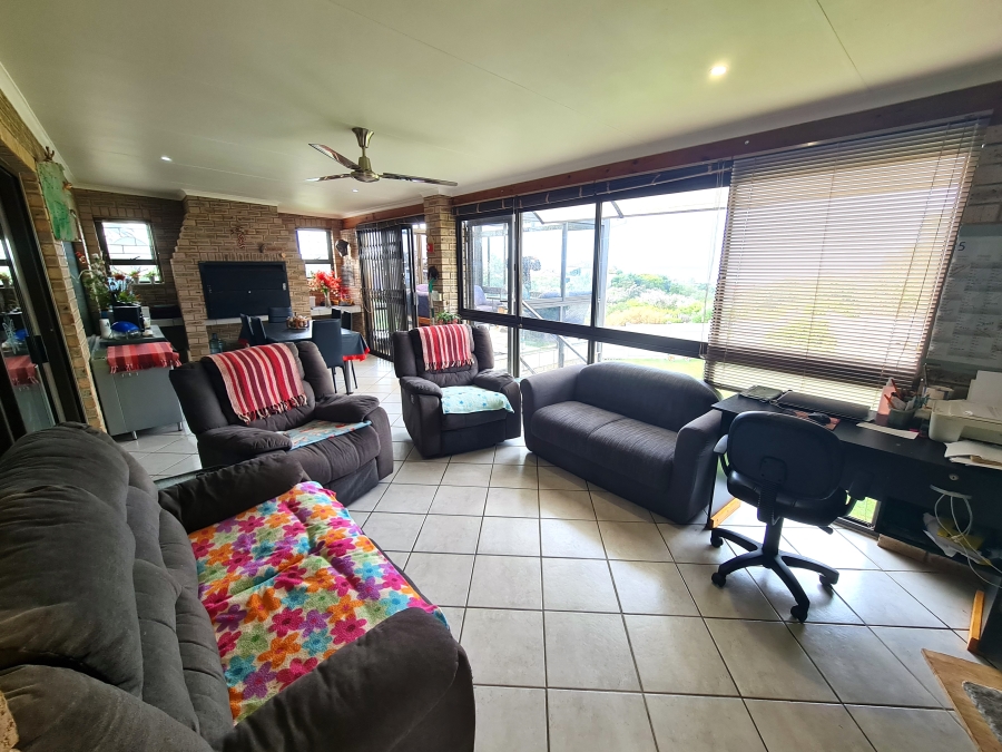 3 Bedroom Property for Sale in Noorsekloof Eastern Cape